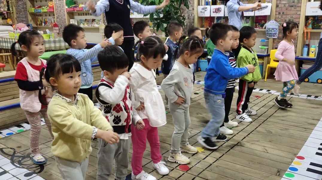 舞动一下