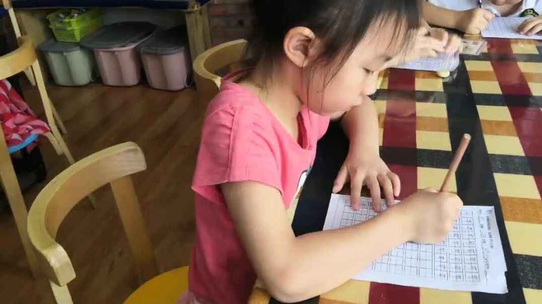萌娃练习中