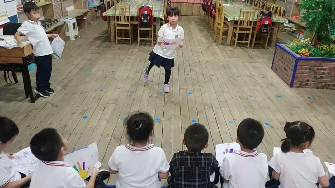 我是因为喜欢鸡所以画了他