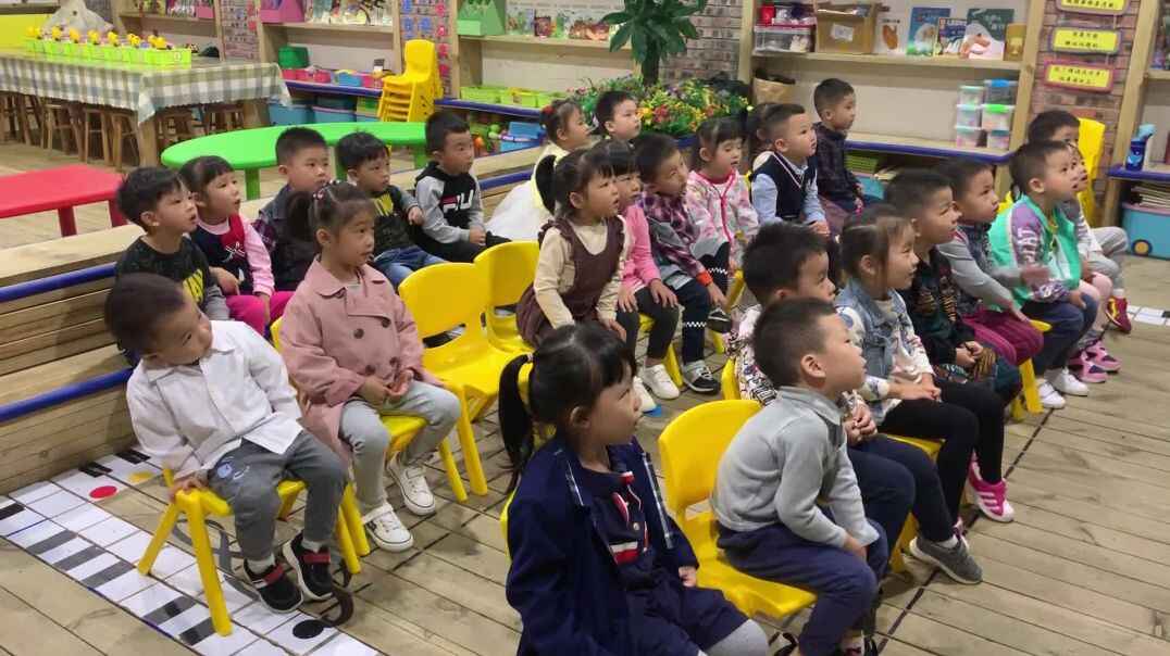 目不转睛