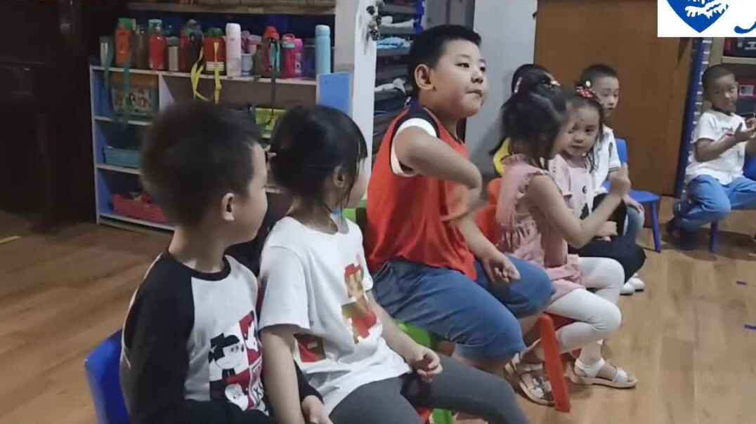 萌娃搞怪
