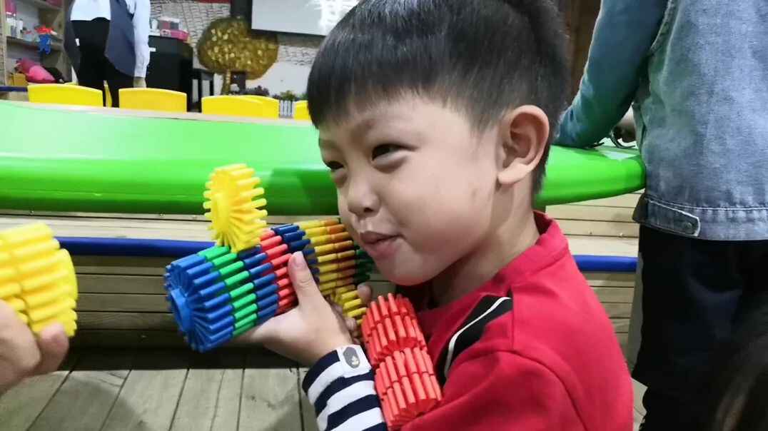 看枪！