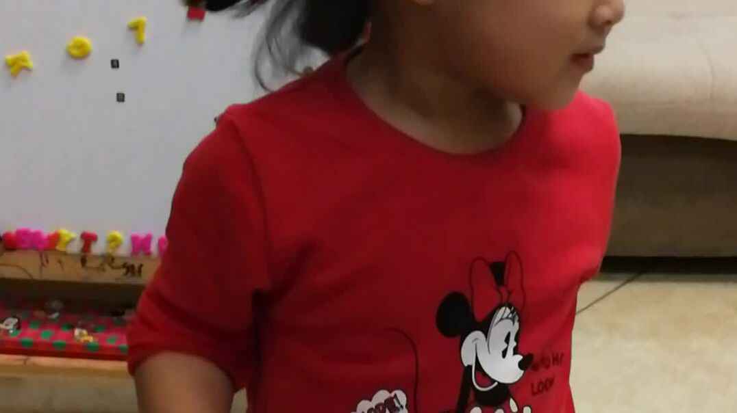 VID_20191008_211404.mp4