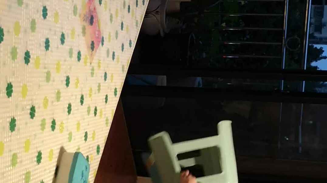 VID_20191009_183055.mp4