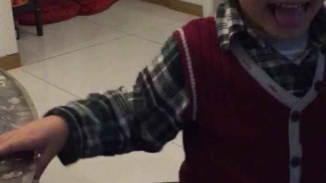 9A247471-0343-4C8F-88CB-18157696C7D6.MOV