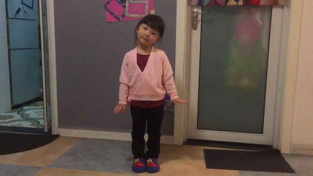 2019、10、21实验中班熊司言作业反馈