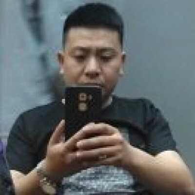 吴烨【乳胶床垫枕头仓储批发定制】 