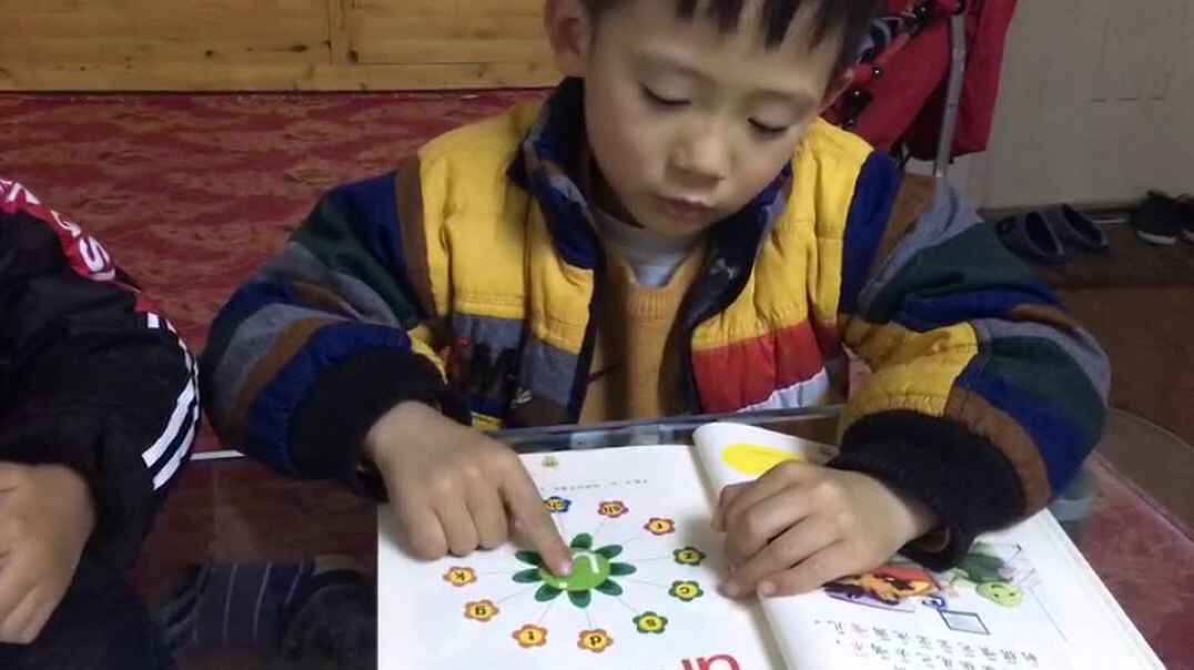 萌娃教你发音