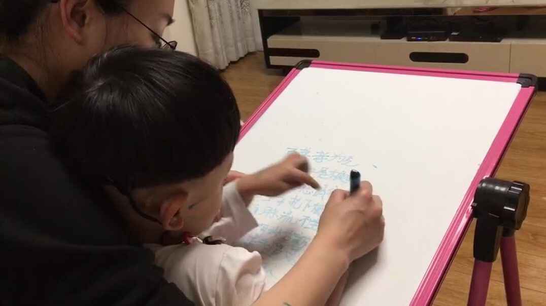 妈妈教我画画