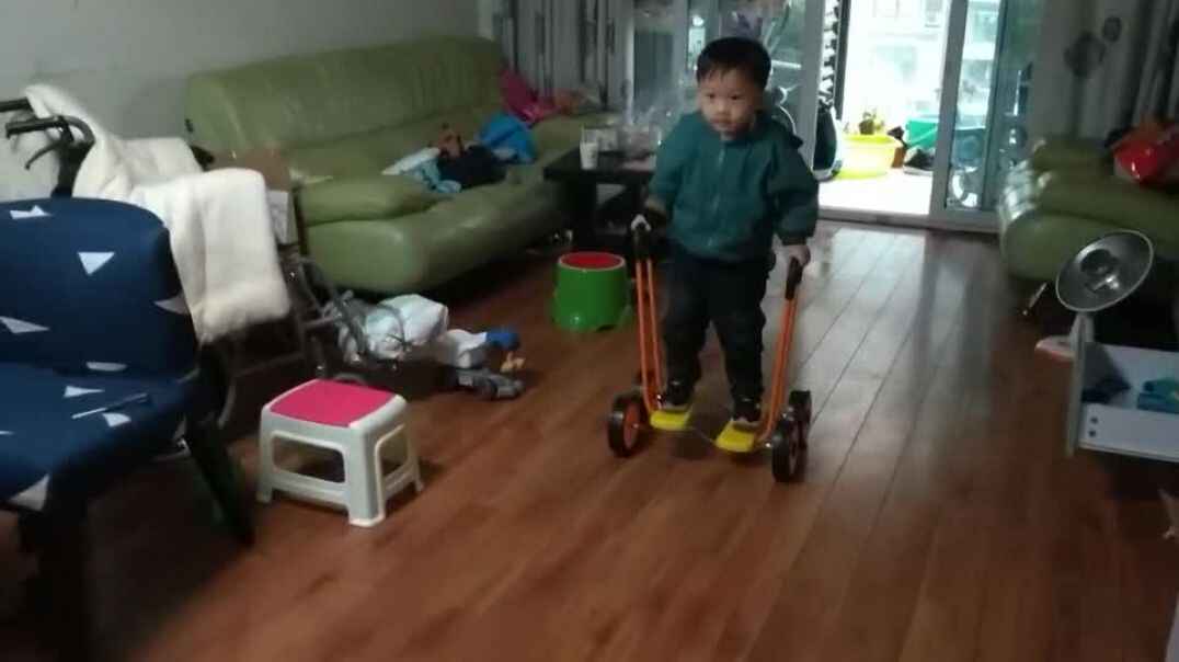 在家玩车车