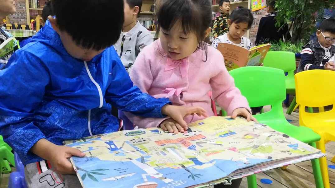 最喜欢看书了