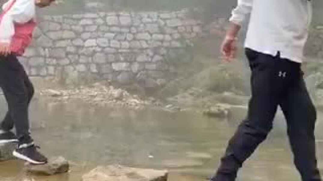 A821883A-11C7-4641-B06D-D99983D4371D.MOV