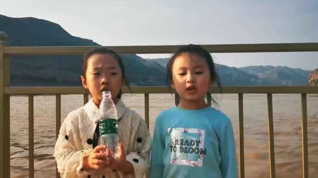 大A班甘婧萱国庆游玩——黄河壶口瀑布