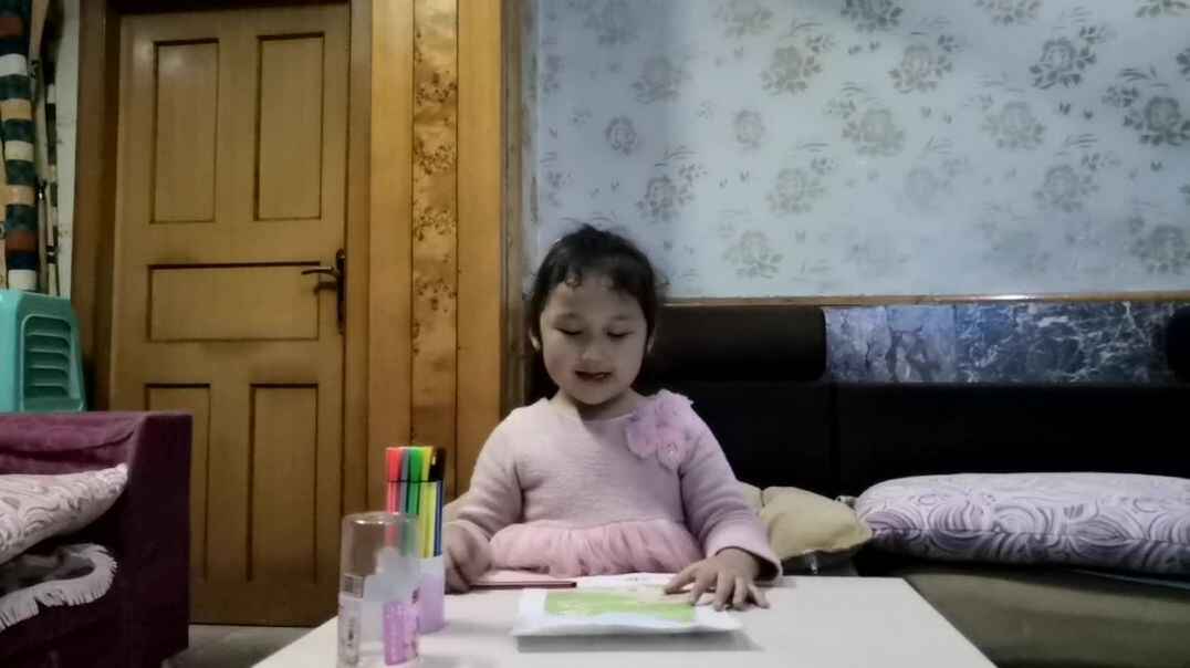 2019.10.23 彩色积木（规律排序）——游菁翊小朋友 VID_20191023_193937.mp4