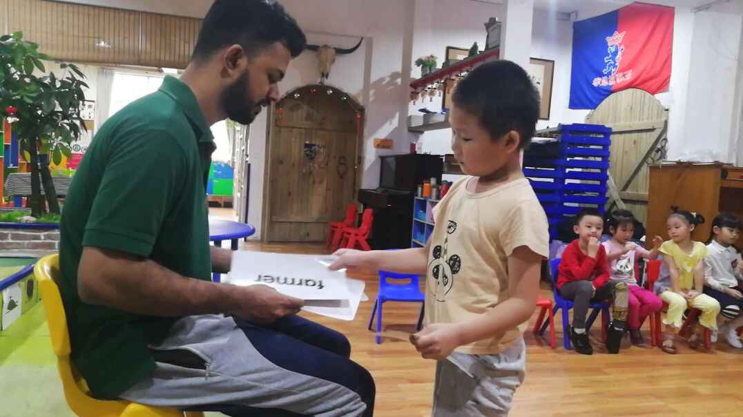 看我指读