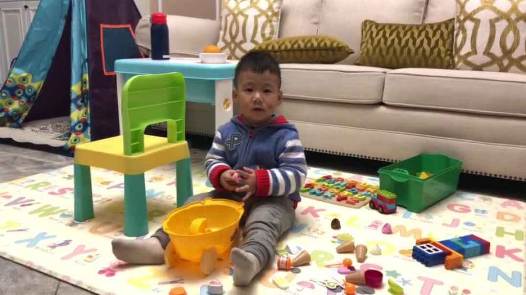 看看我的玩具