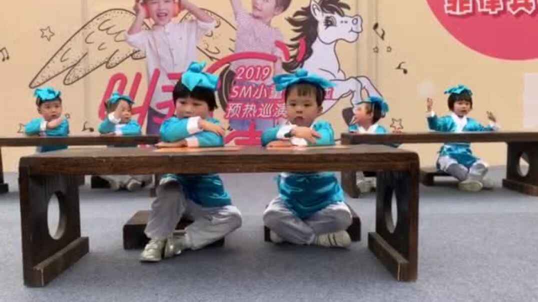 《三字经》表演 (1)