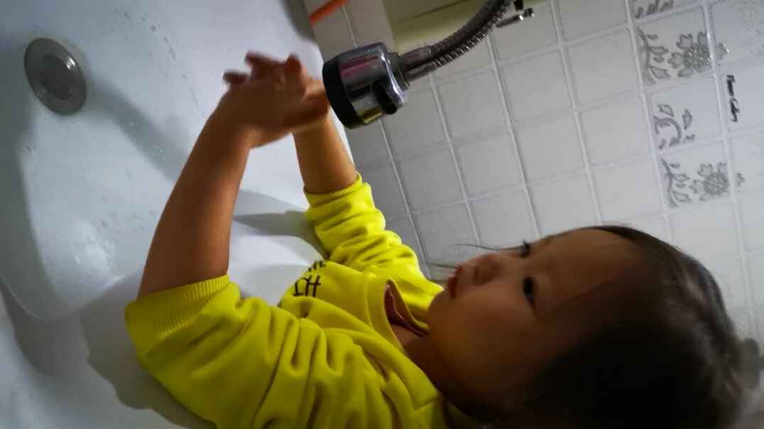 VID_20191027_194219.mp4