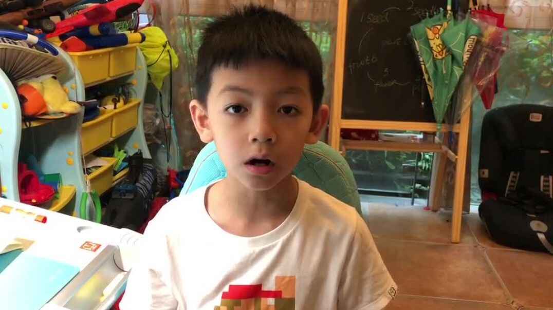 认真的男孩