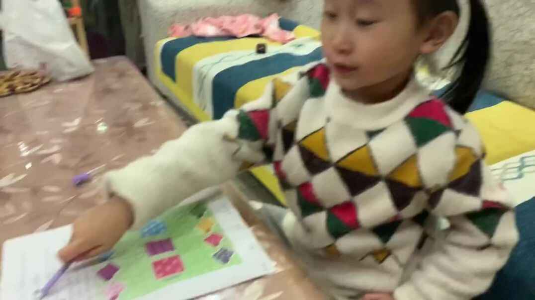 2019.10.29 大Ａ班严一晨—《买花布.找特征》