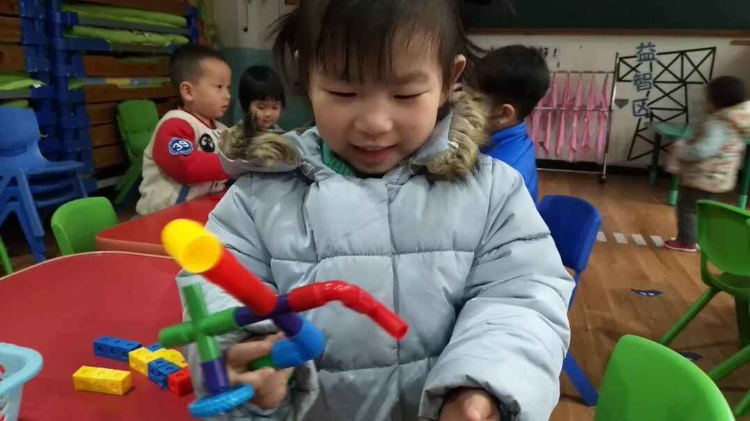 玩玩具