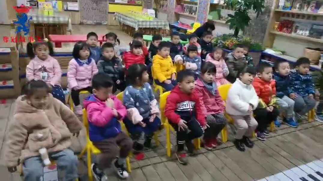 童眼看世界--认真学习.