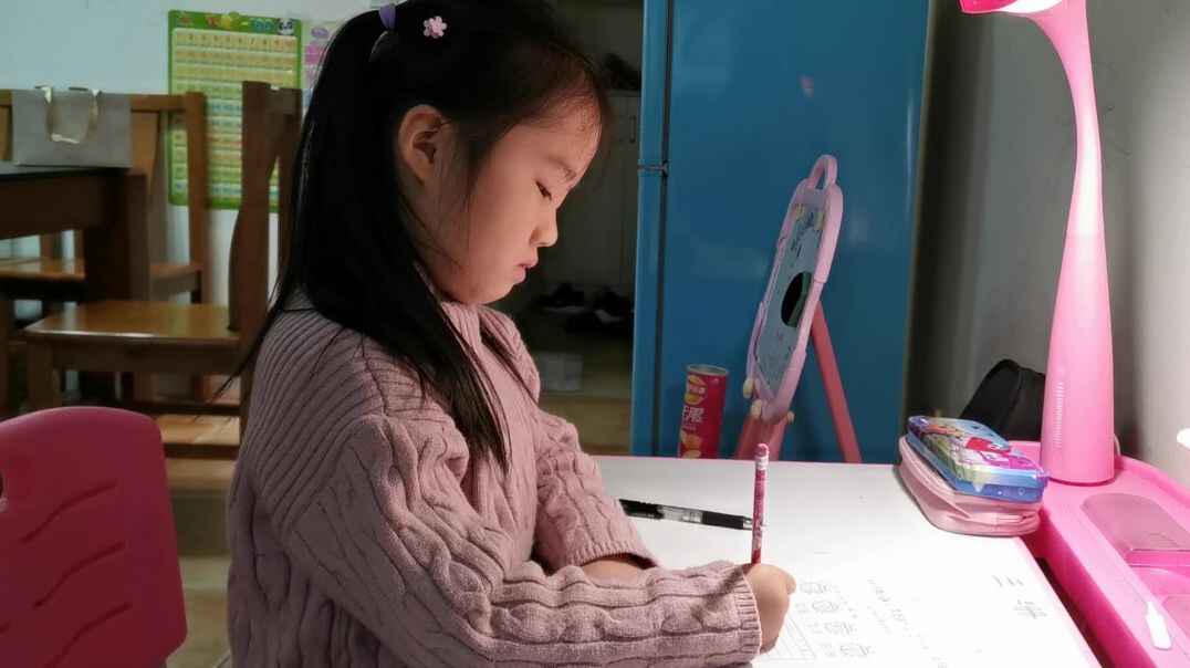 2019.11.13（数学8.9的认识）.mp4