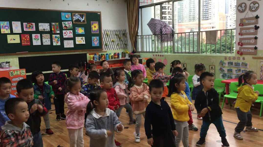一起做早操