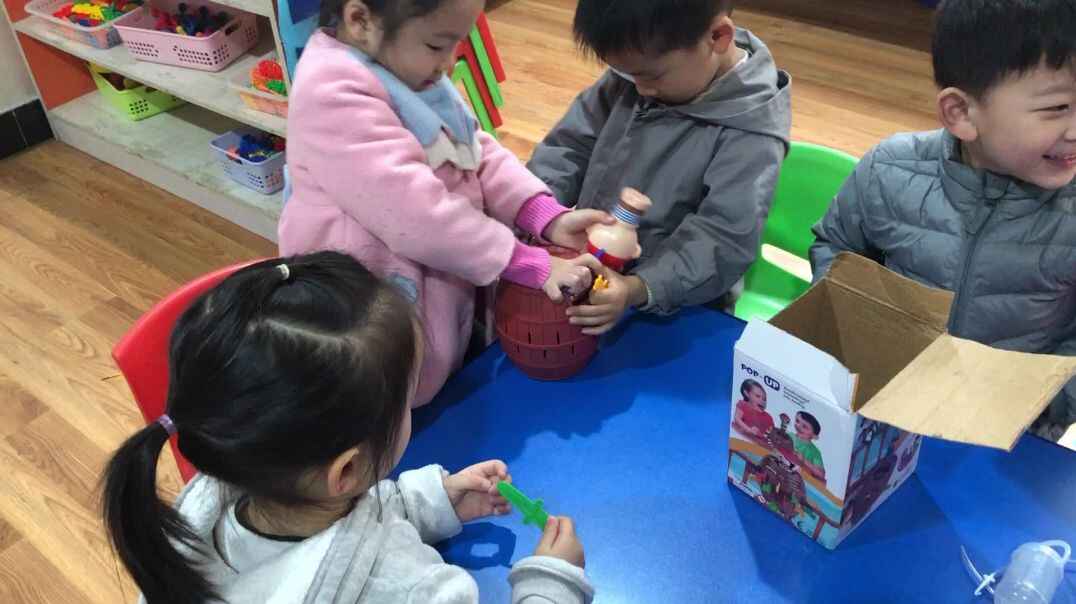 玩具 (2)