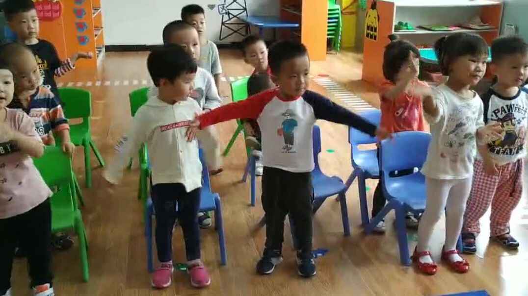上英语课了
