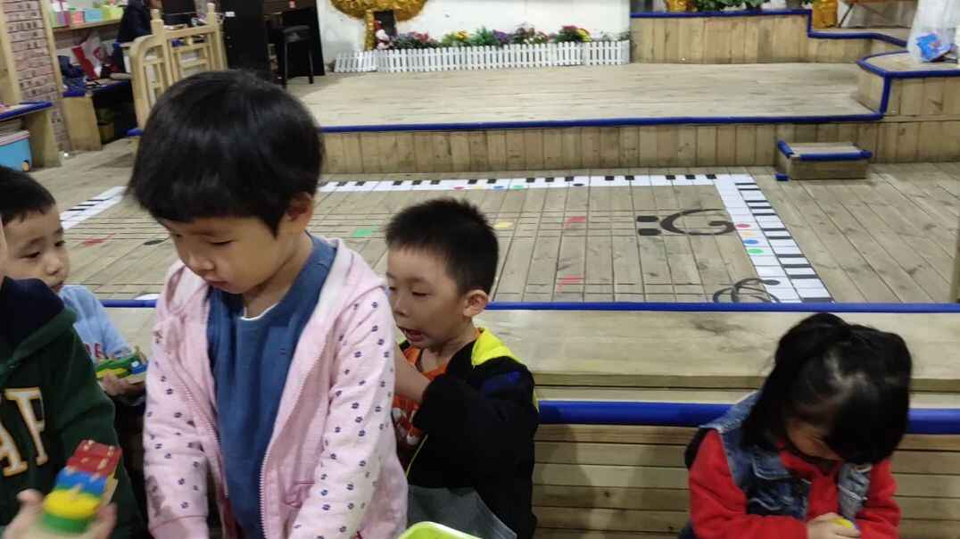 在玩什么