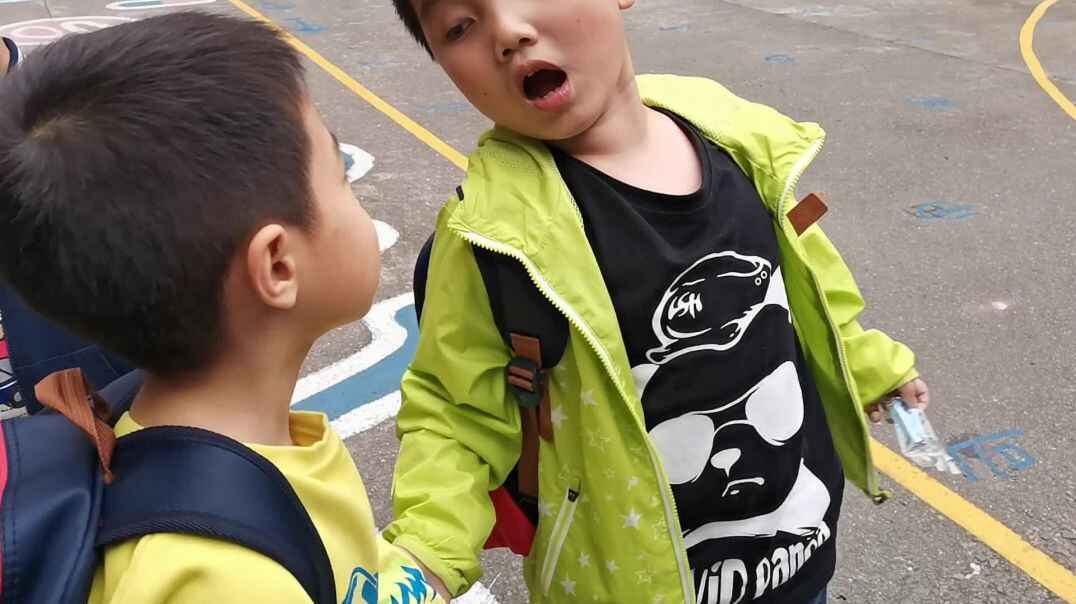 户外早操开始啦