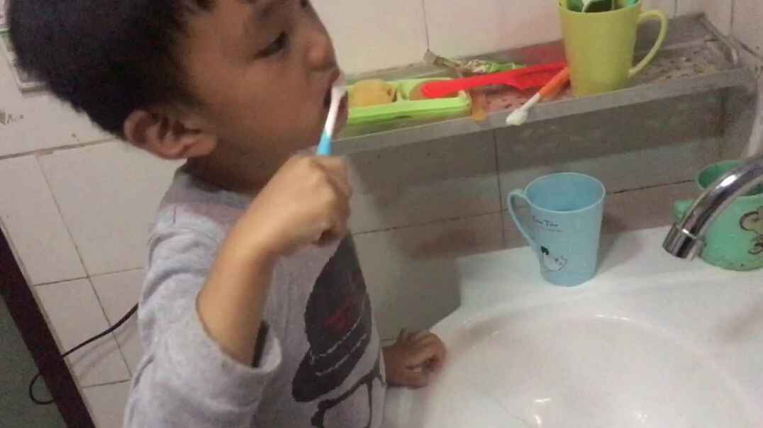 FEFB4FF6-F29B-4A5F-8193-183CFDFDC913.MOV