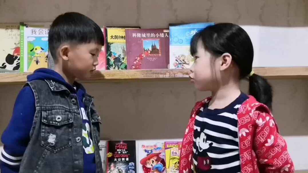 《小鱼吐泡泡》.mp4