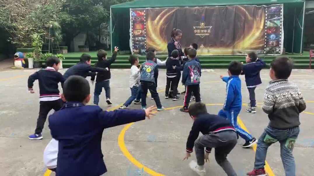 抓小鸡了
