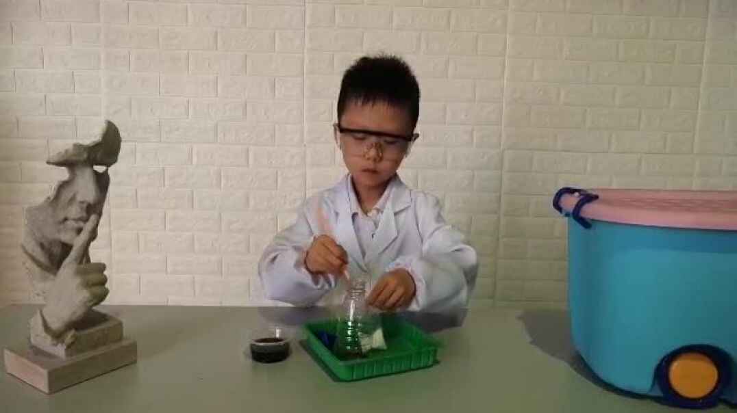 会吹气球的瓶子