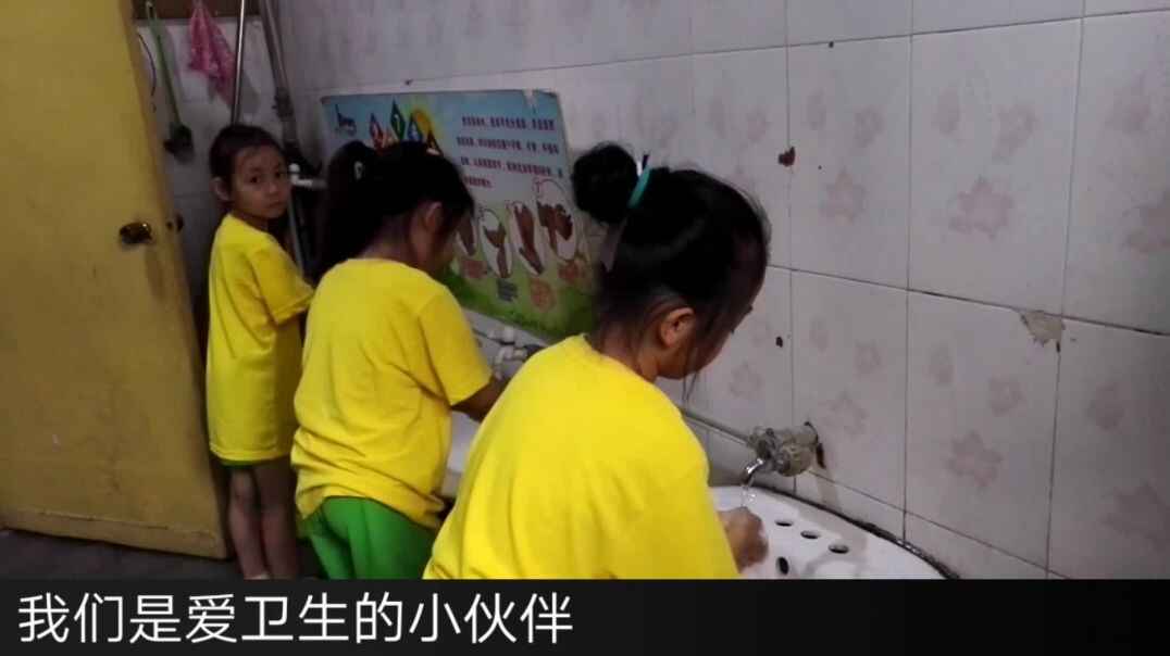 饭前便后要洗手哦
