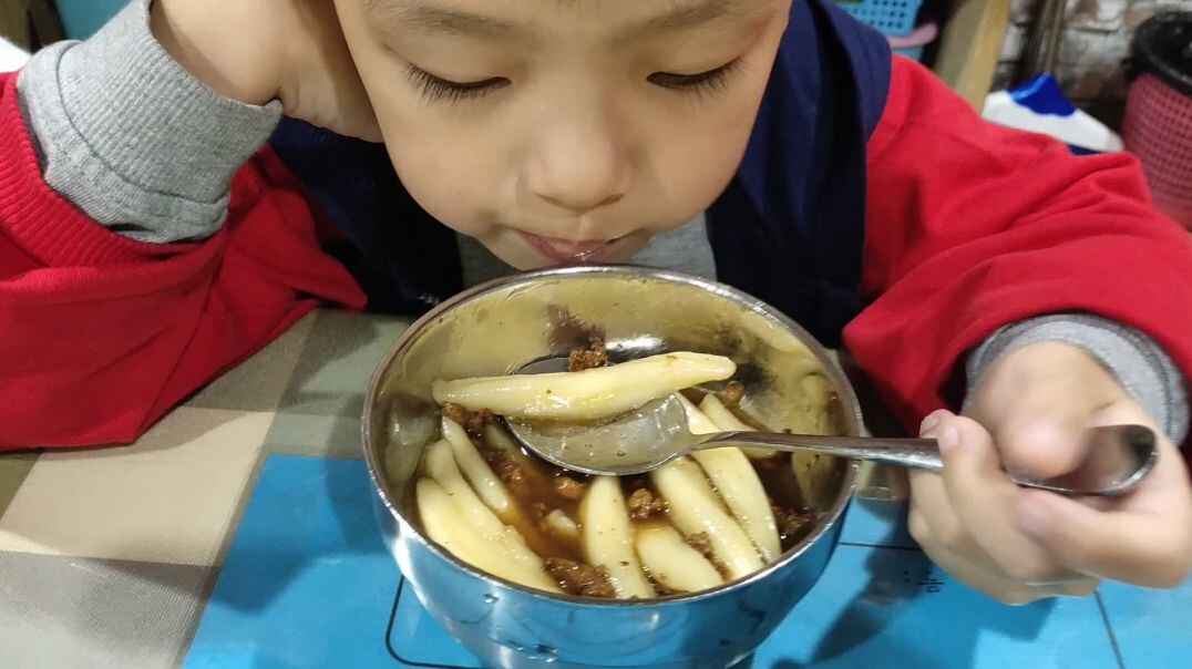 饭饭香香真好吃