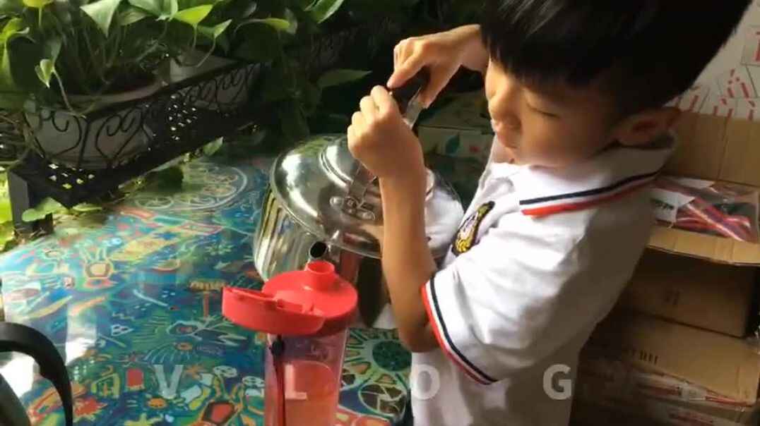 自己动手倒水喝