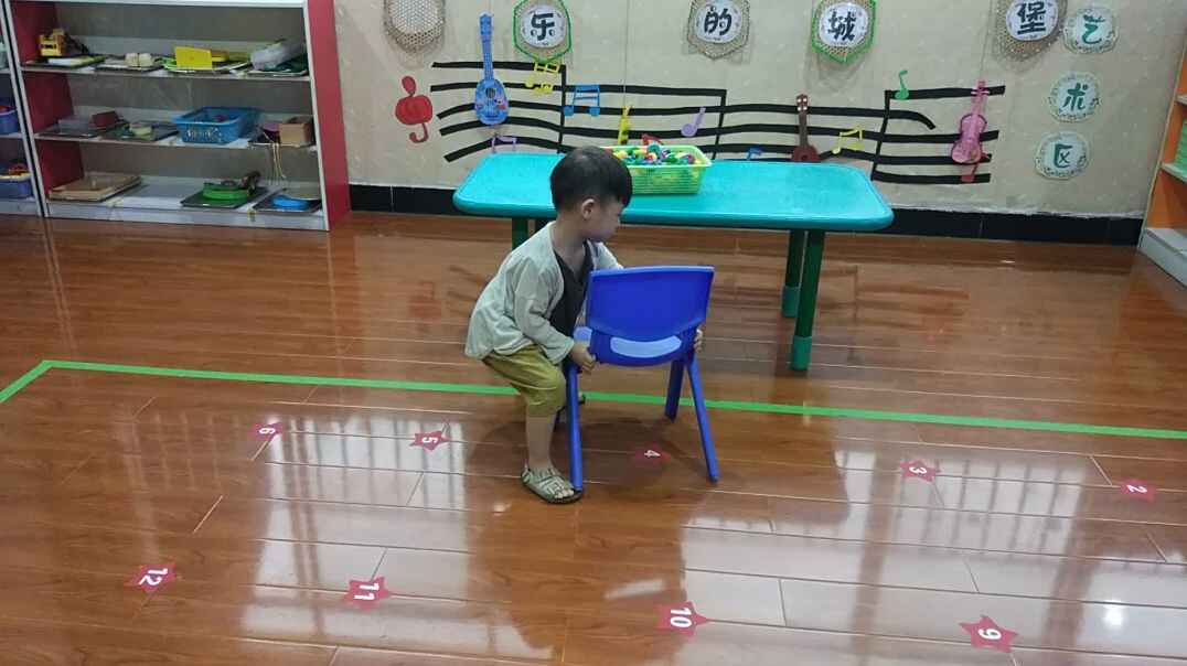 端椅子
