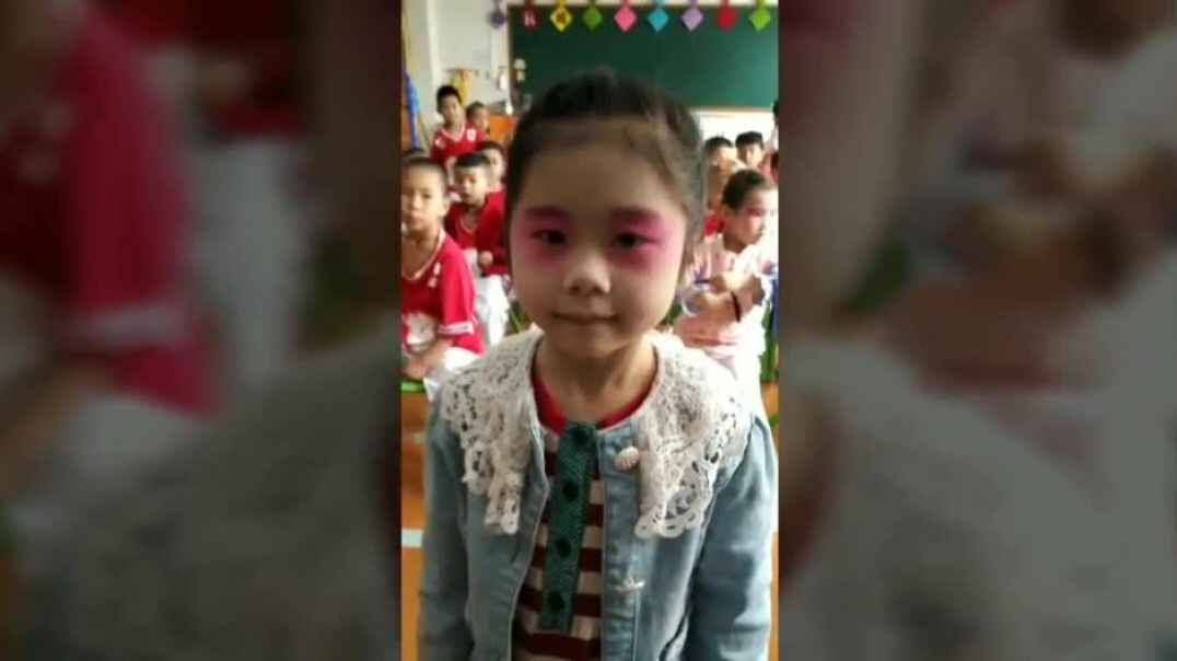 看我的妆漂亮吗