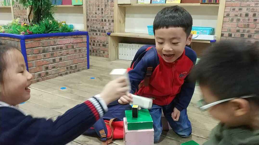 可爱的小朋友 9