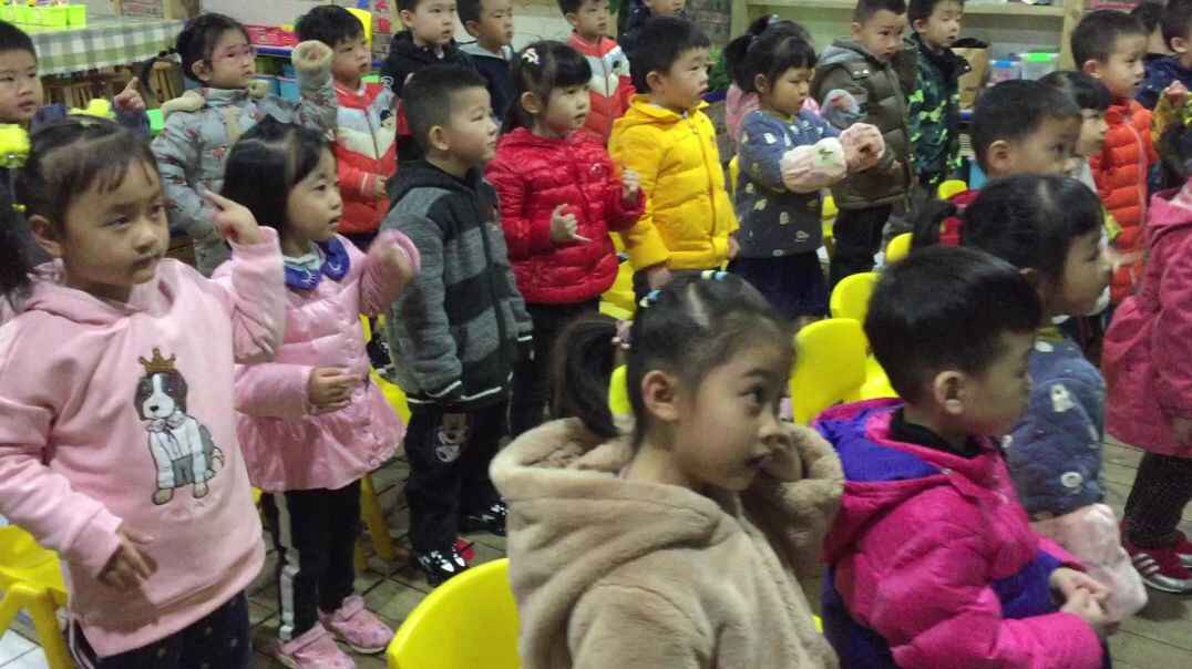 看我们跳舞吧
