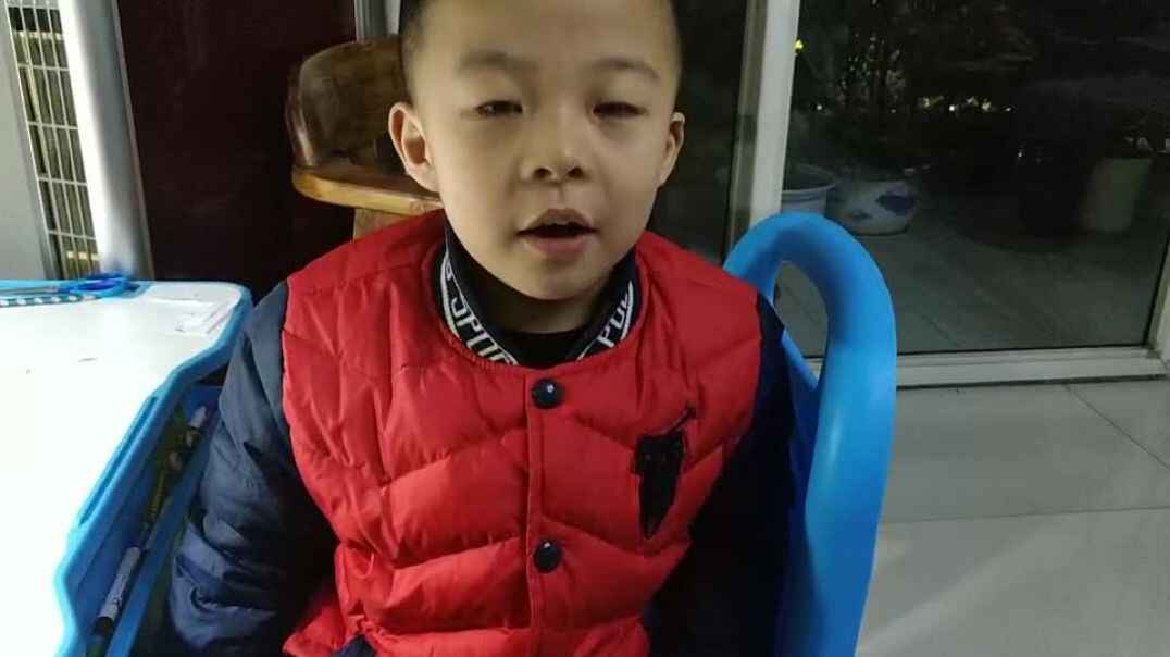 谭皓尹～背诵美丽的童话