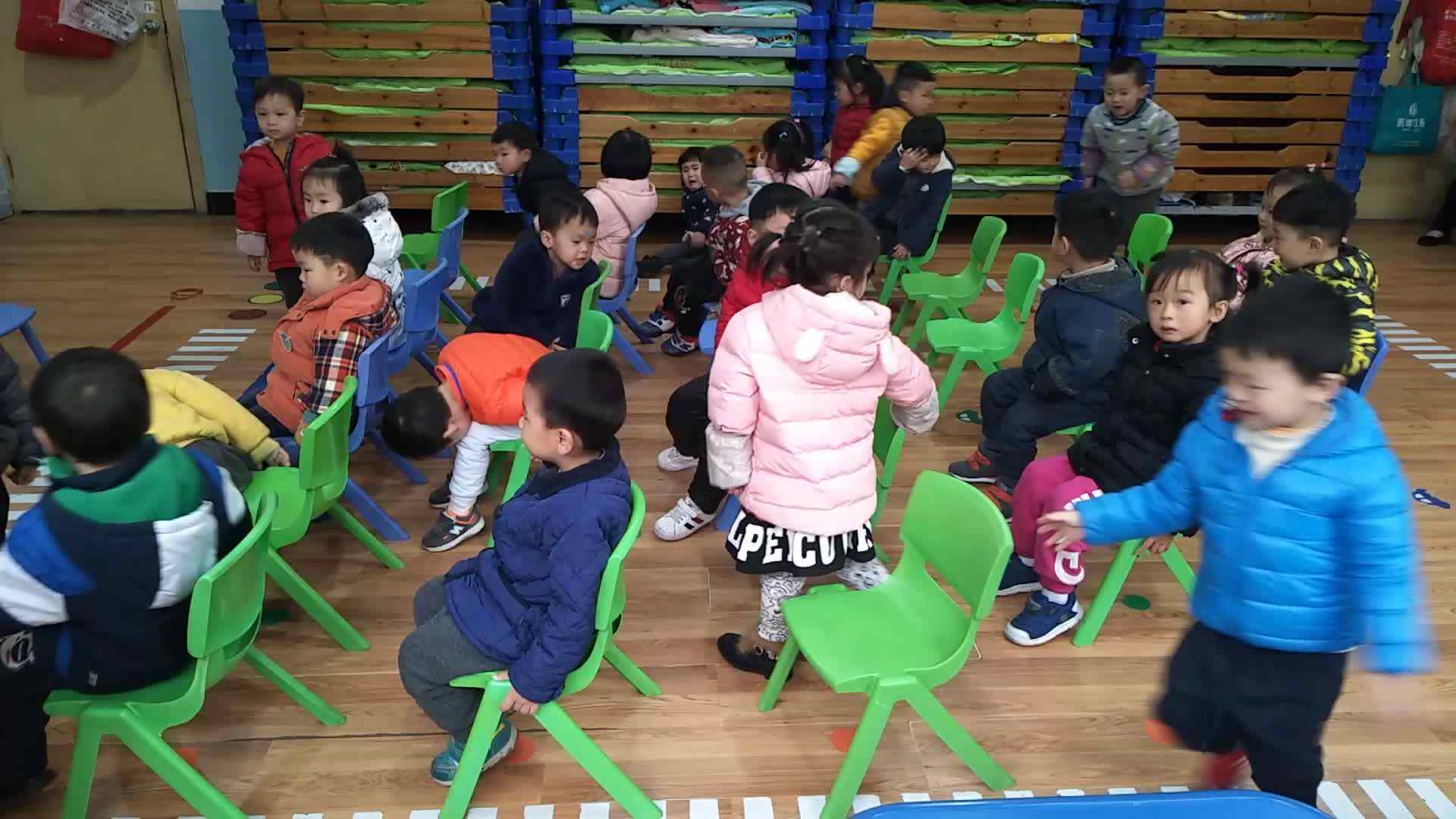 找座位小游戏