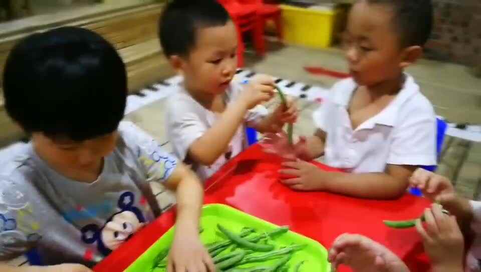 剥豆角2