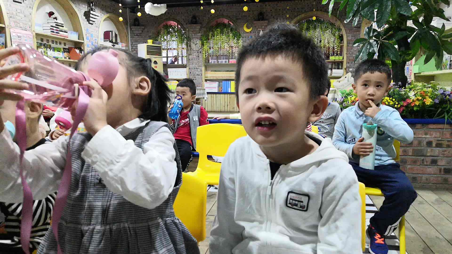多喝水身体棒.mp4