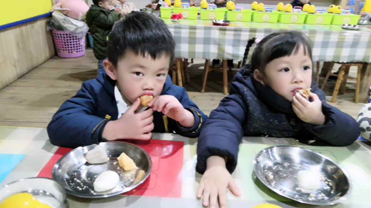 吃饭饭