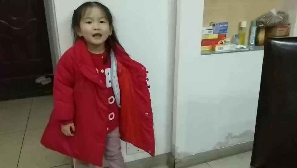 儿歌《小老鼠上灯台》.mp4
