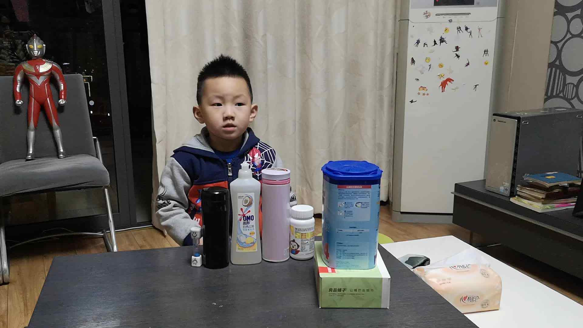2019.12.11大A班刘昀稹小朋友家庭作业—比高矮3